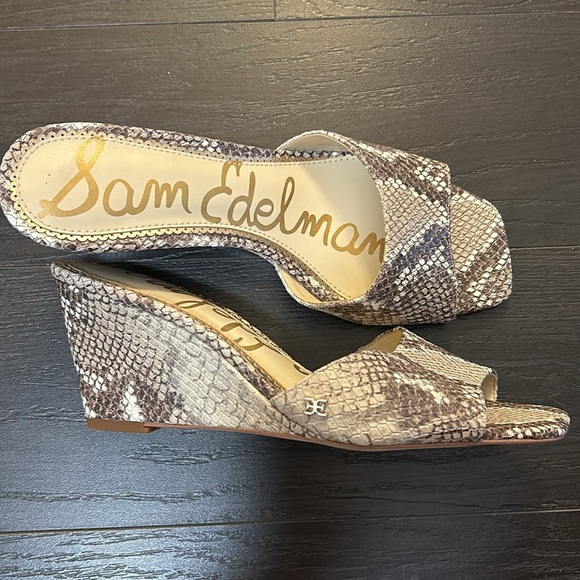 Sam Edelman Tesma Wedge in Truffle Multi Snake - Picture 5 of 6